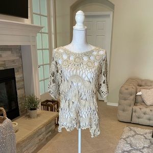 Millers beige floral crochet top size XL